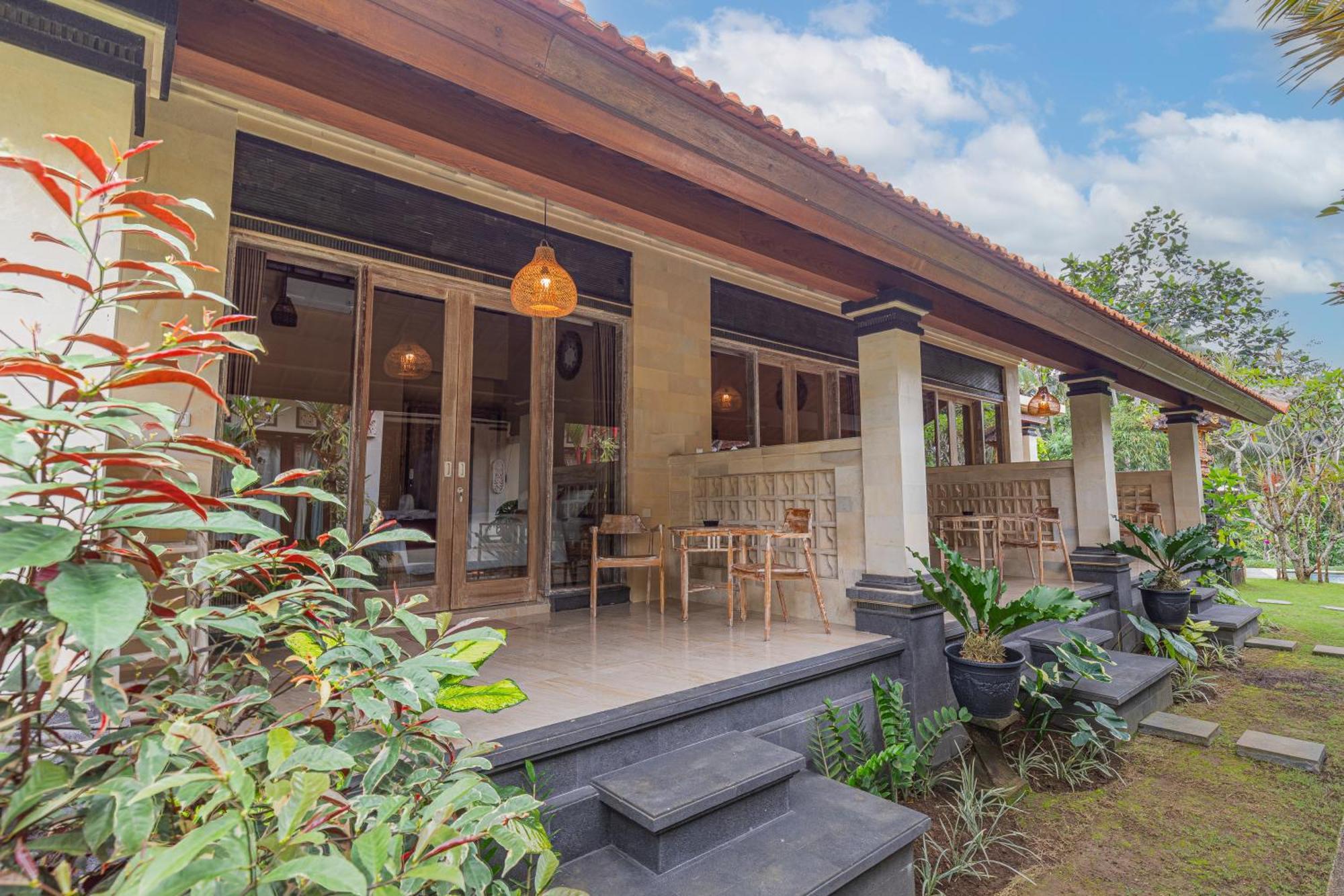 Campuhan Guesthouse Selemadeg エクステリア 写真